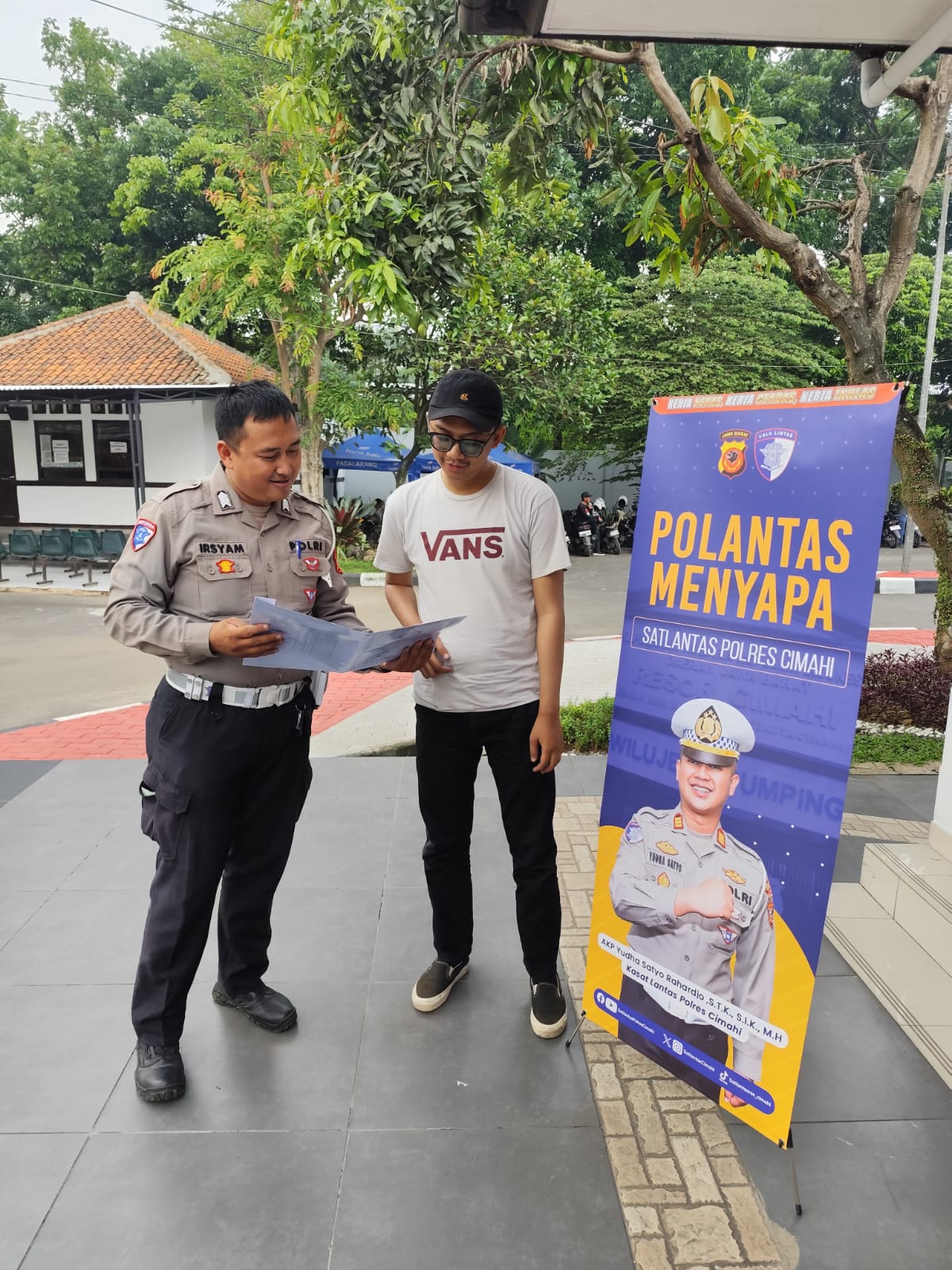 Polantas Menyapa Samsat Cimareme, Tingkatkan Transparansi Layanan STNK
