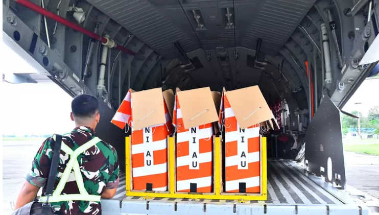 Dituding Distribusikan Bantuan Kardus Kosong, TNI Jelaskan Konsep Airdrop dengan Helibox