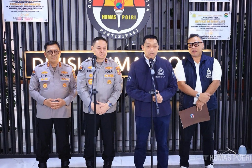 Koruptor BBM Riza Chalid Jadi Buronan 196 Negara