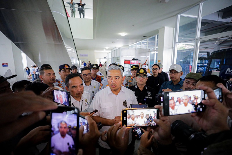 Farhan Bakal Cek Dugaan Kecelakaan Akibat Galian di Kawasan Viaduct