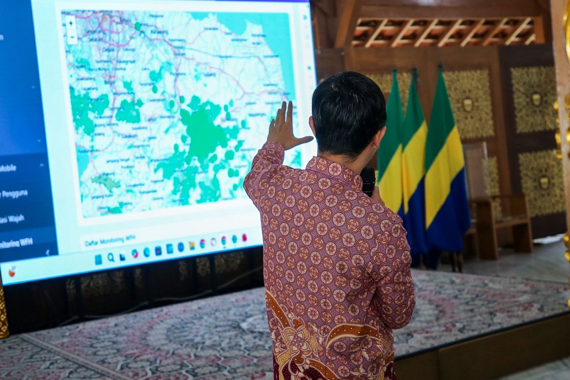 Farhan Sebut Krisis Energi Sudah Mulai: WFH Bakal Dievaluasi Tiap 2 Bulan